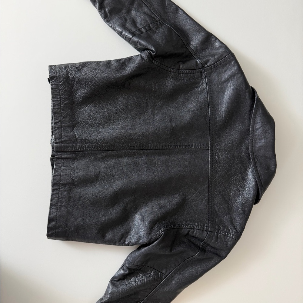 Vintage 90’s Cropped Black Leather Jacket - Picture 15 of 15